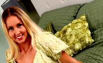 webcam shows off big huge